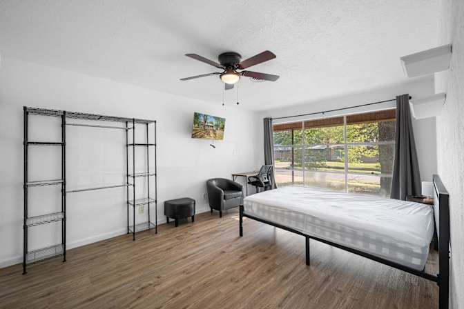PadSplit's room