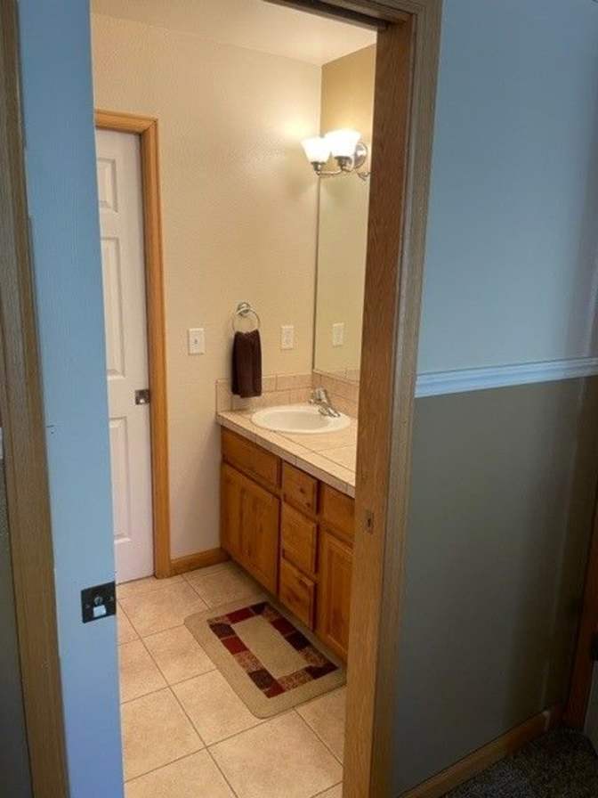 Craig's room