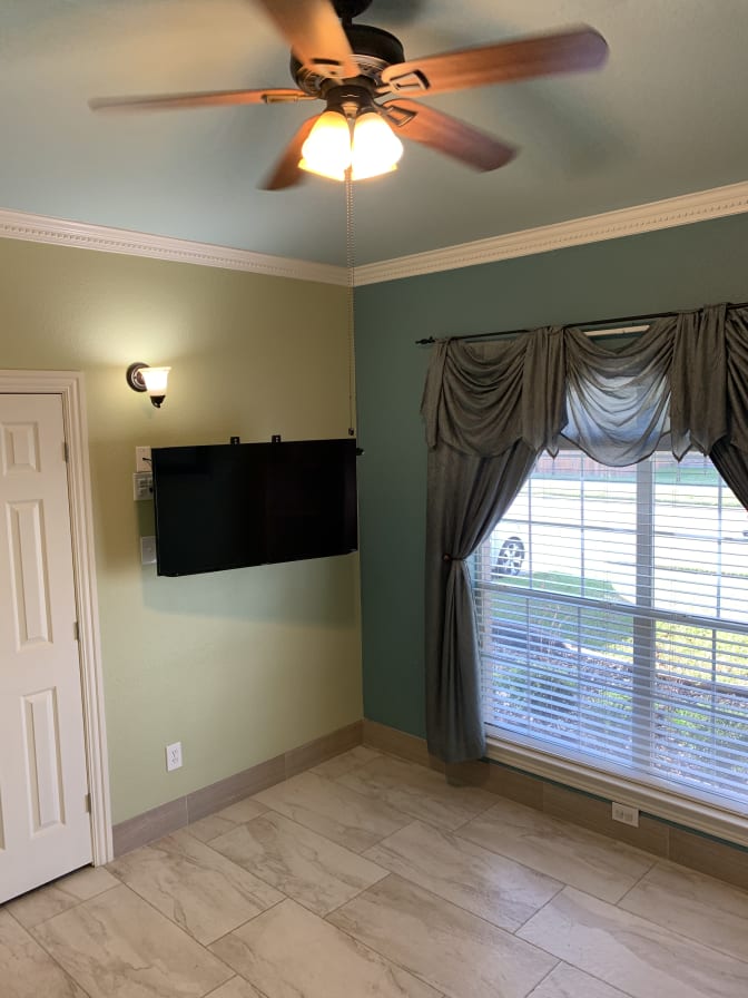 FRANK's room