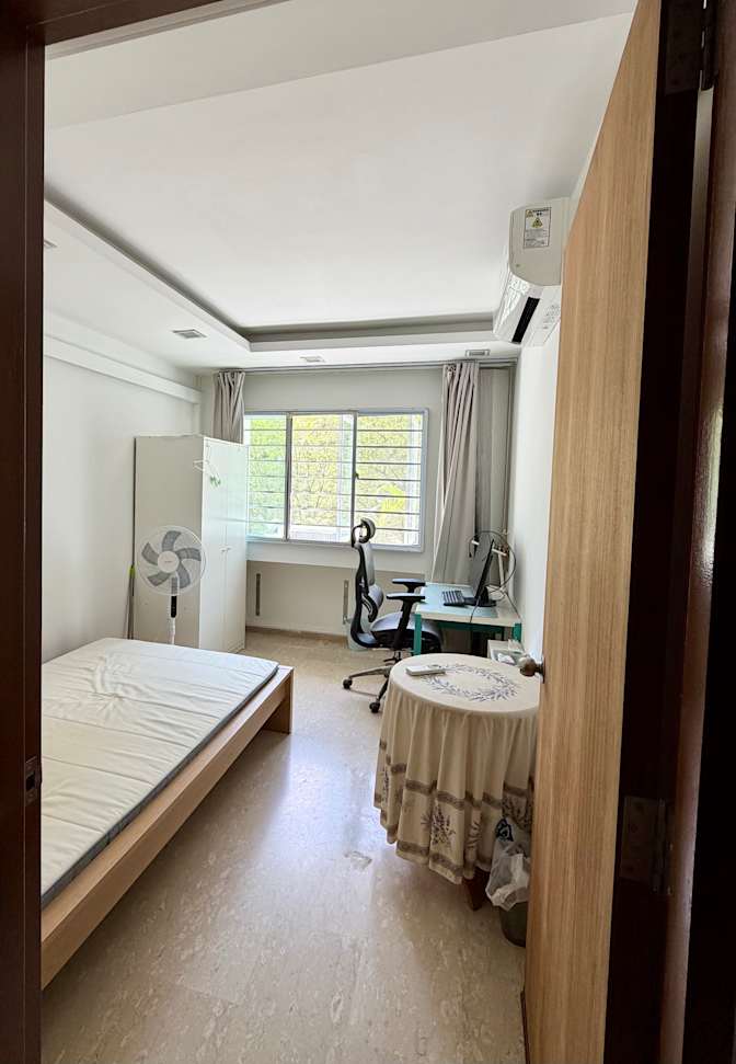 Yun Hsuan's room