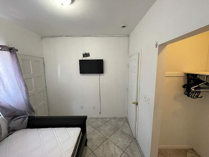 Student Housing's room