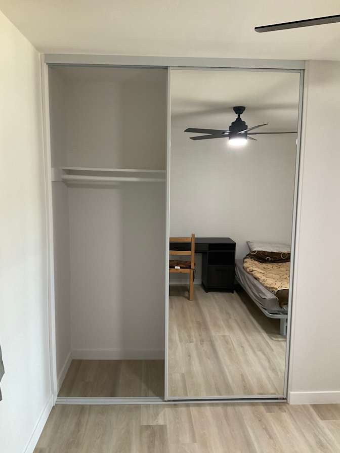Oreon's room