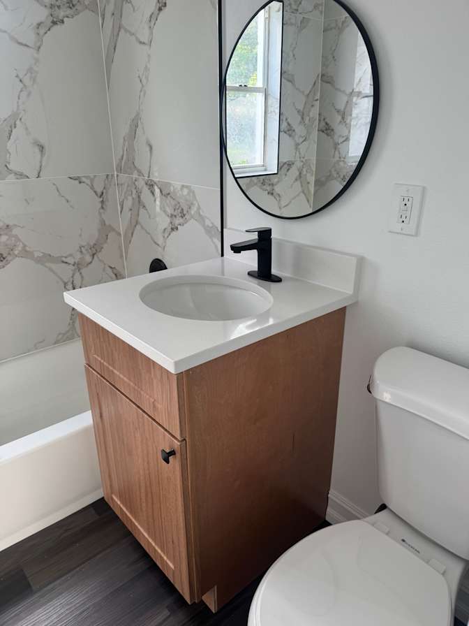 Heartfelt Chosen Solutions's room