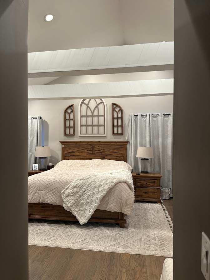 Ken's room