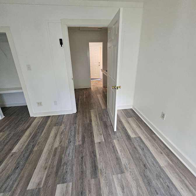 PIE Rentals's room