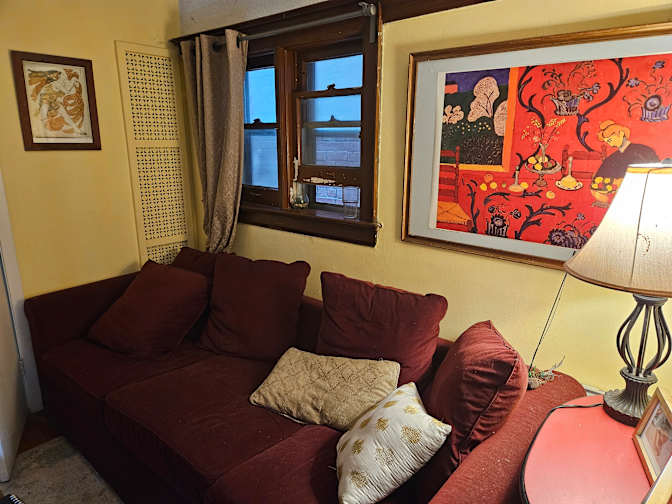 Jennifer's room