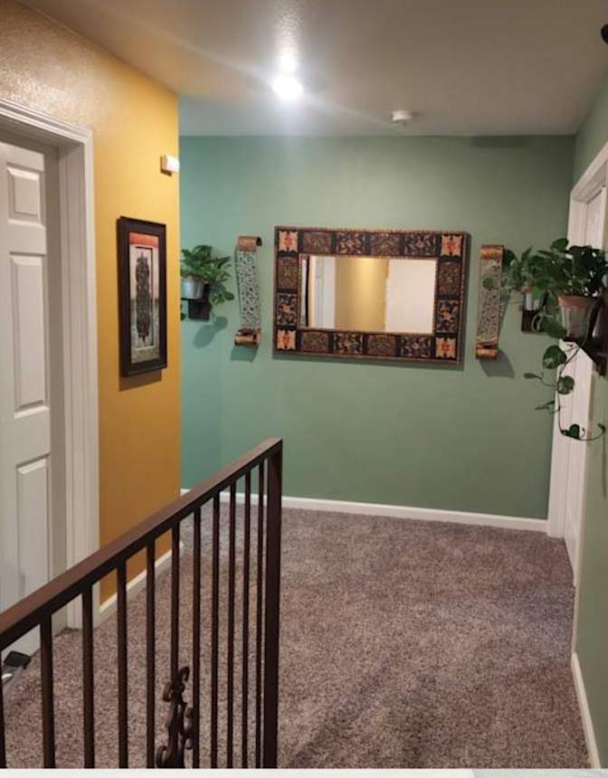 Carlos's room
