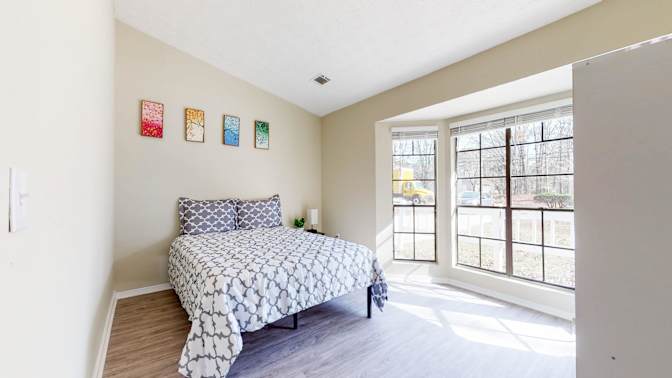 PadSplit's room