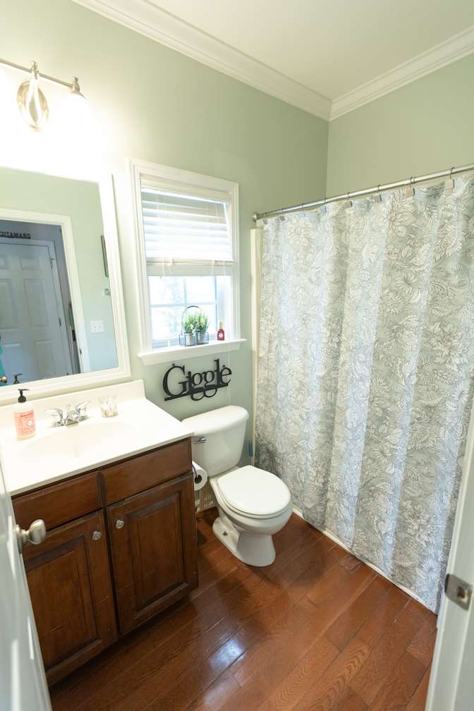 Jennifer's room