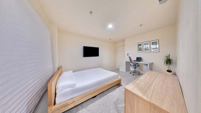 Will Lau's room