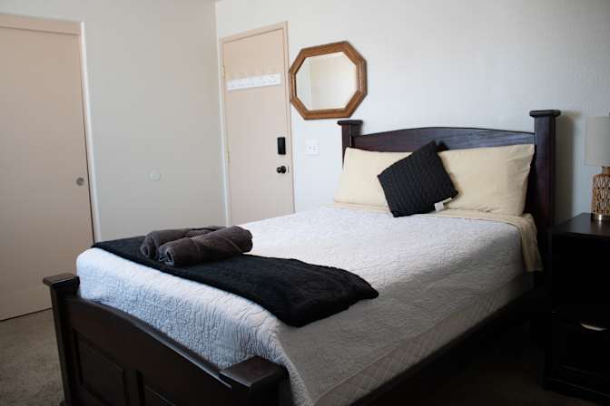 Ines's room