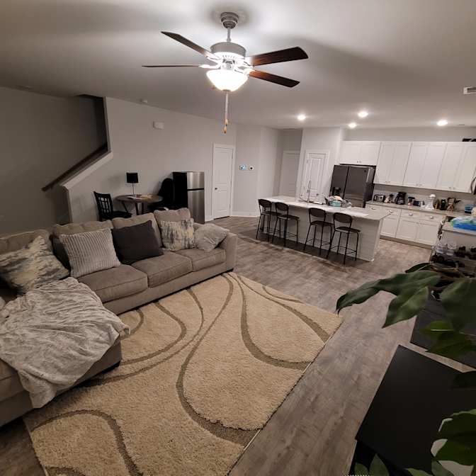 Ken's room