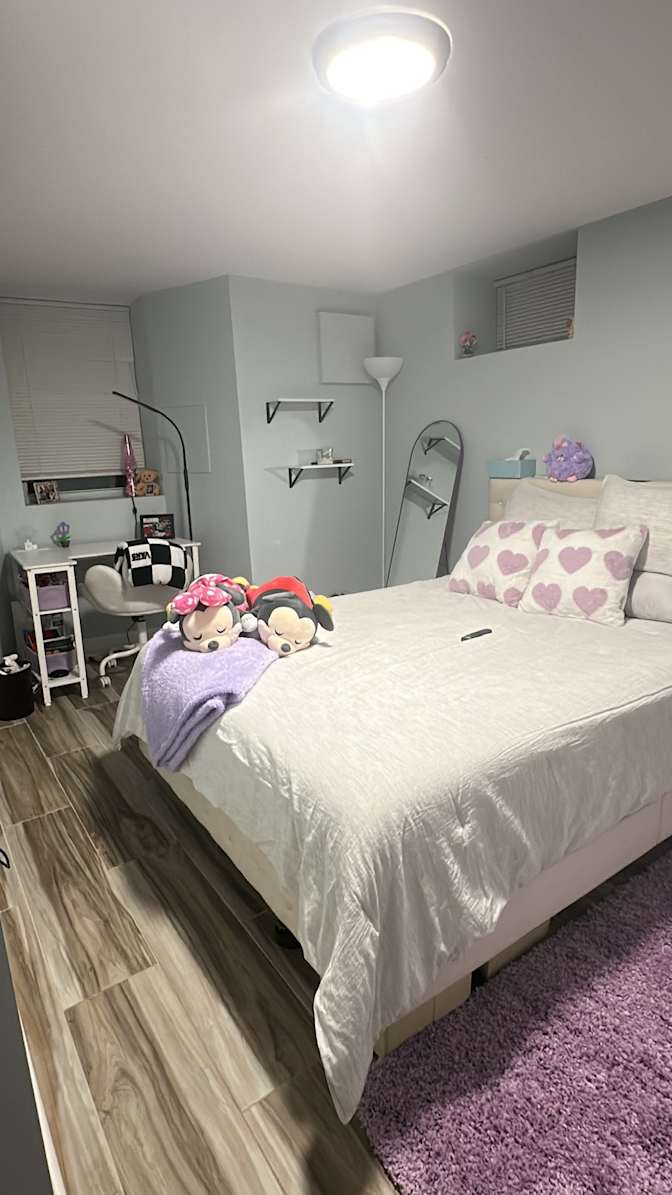Jenny's room