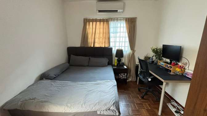 Arin's room