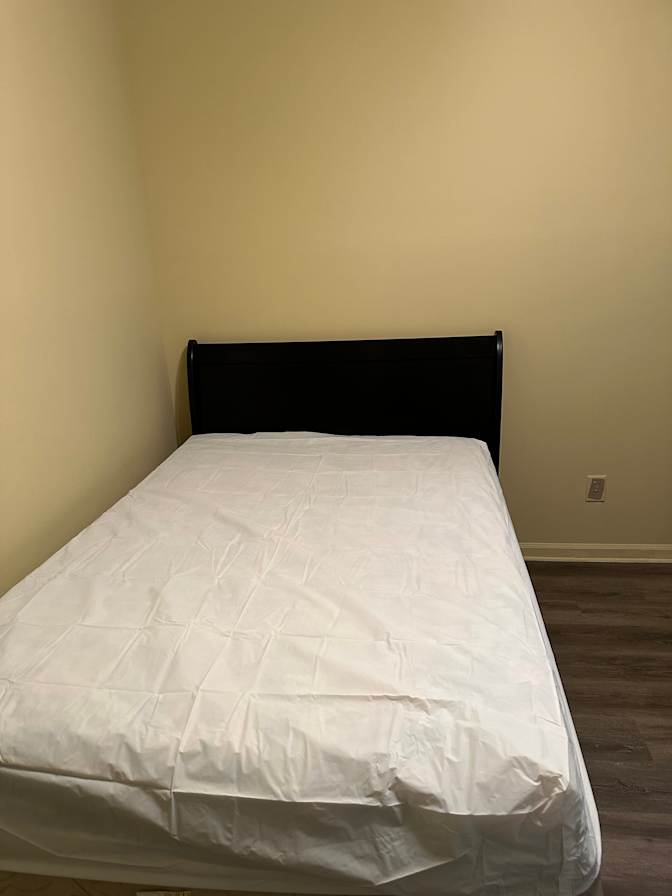 DERRICK's room