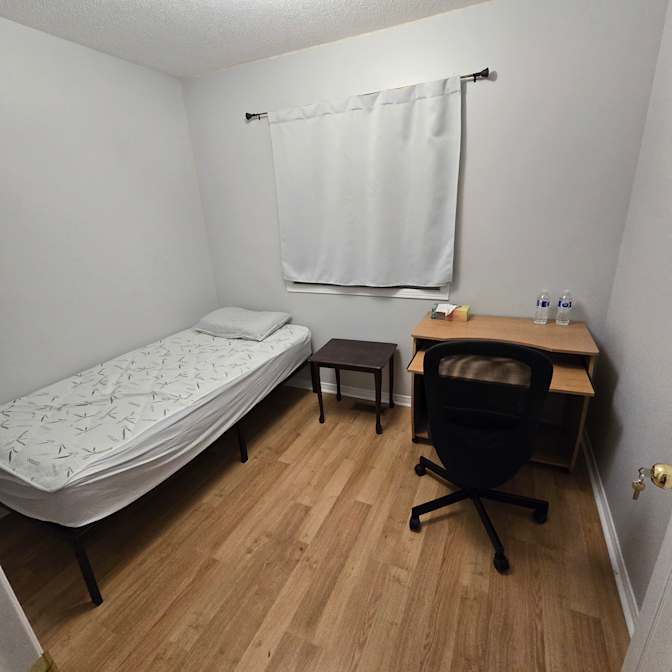 Mo Green's room