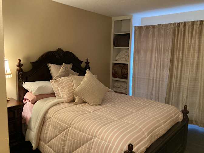 Karolina's room