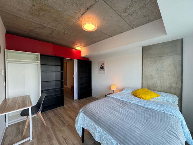 Meryem ikbal Yaman's room