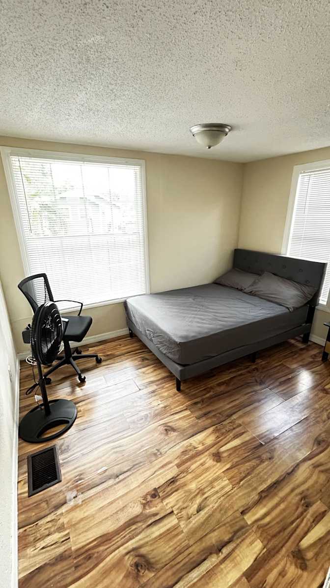PadSplit's room
