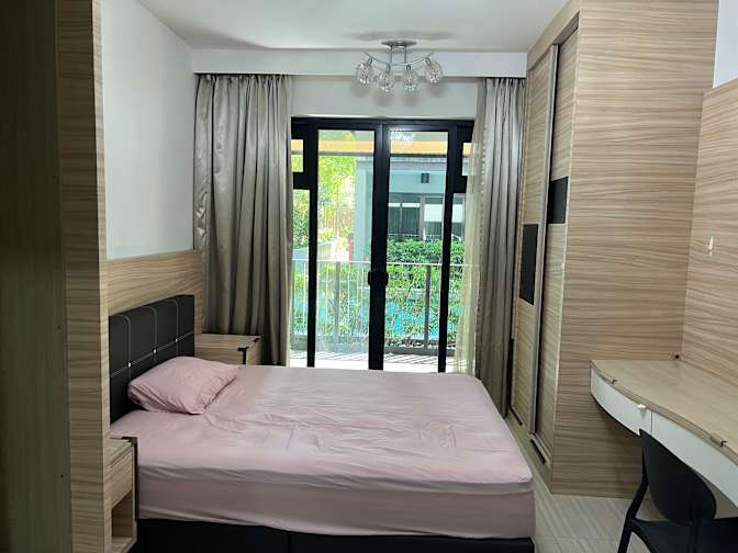 sam chen's room