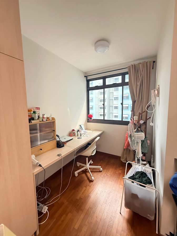 Neri's room