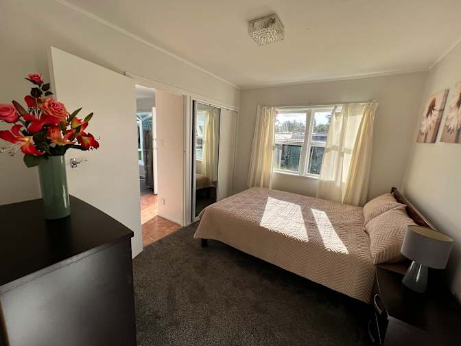 Elmer's room