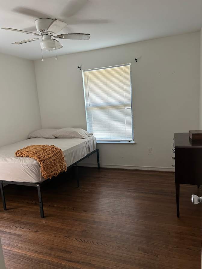 Christina Isaacs's room