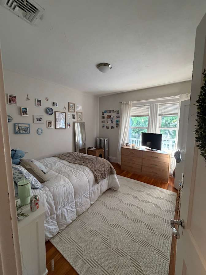 Nandini's room