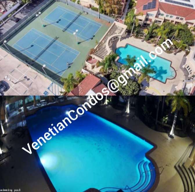 Venetian Condos's room