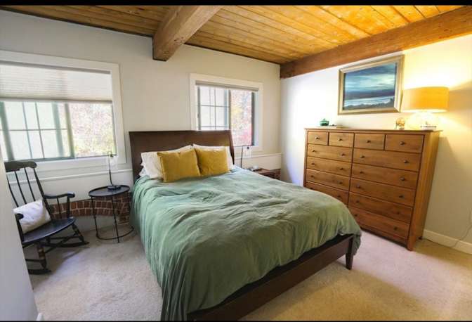 Angelo's room