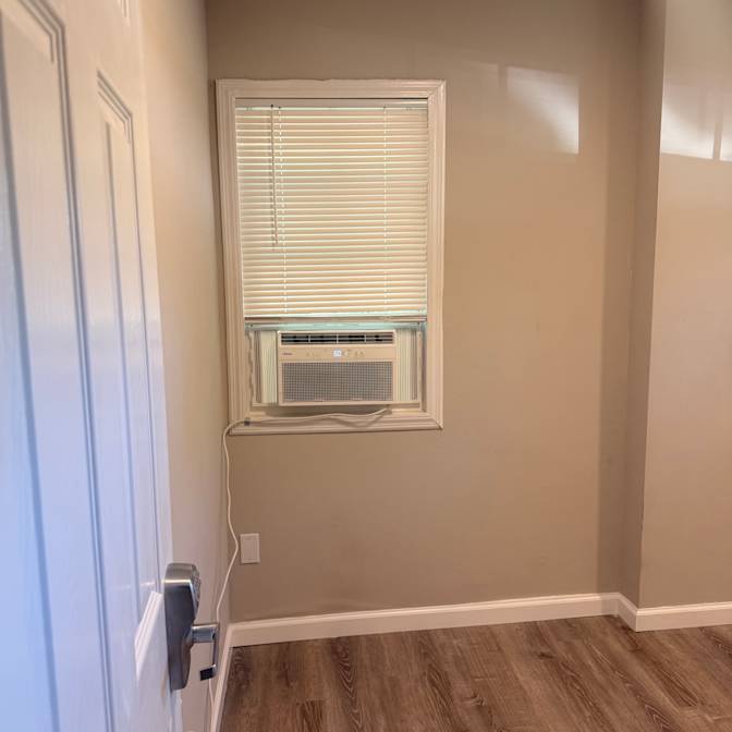 Shiffonne's room