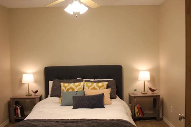 Jonathan David Haynie's room