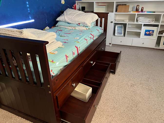 nepdxredhouse's room