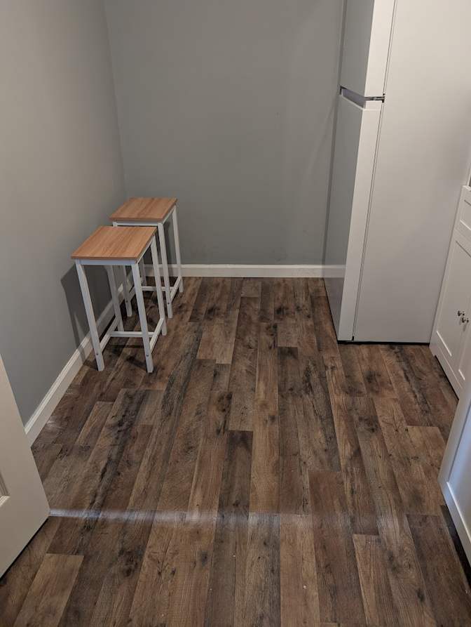 Alcove Rooms's room