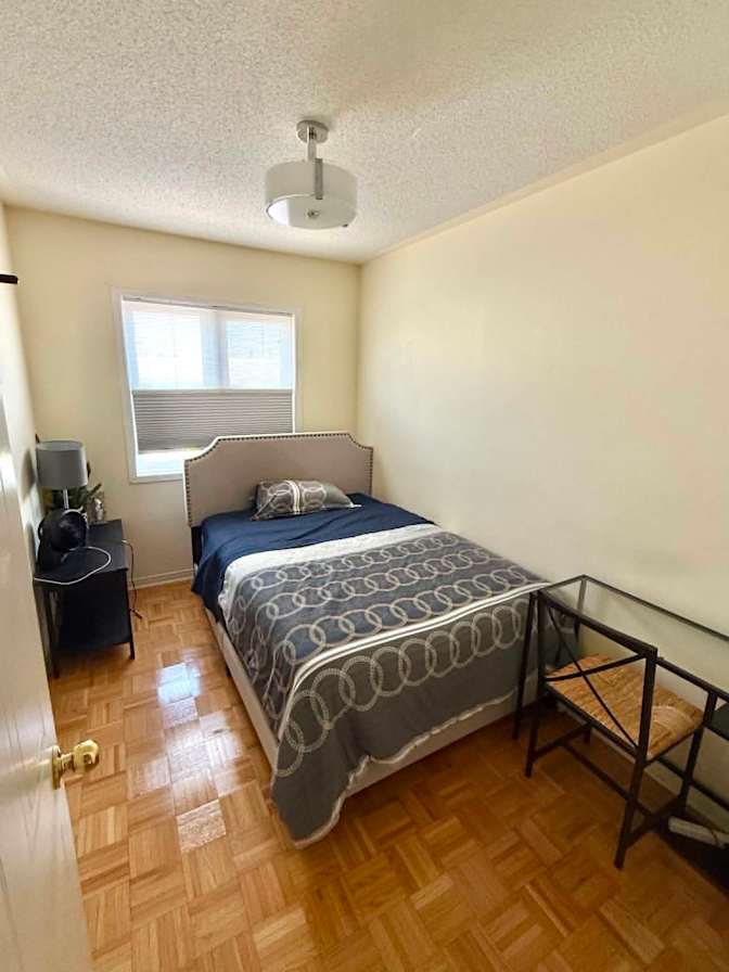 Jenny's room