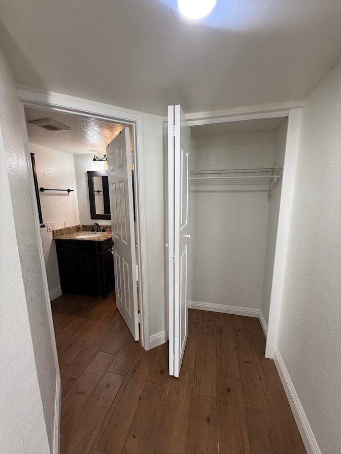 Eduardo's room