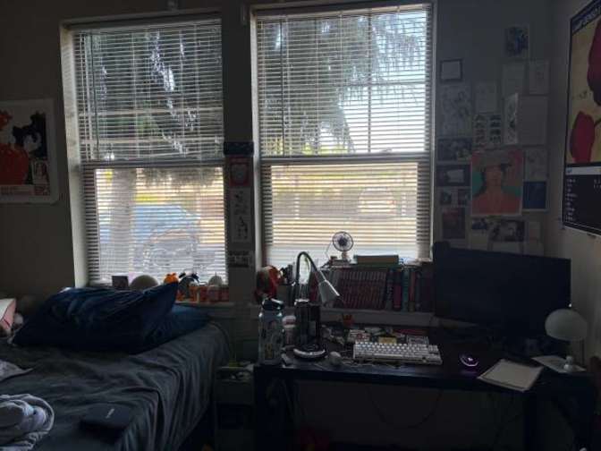Rei's room