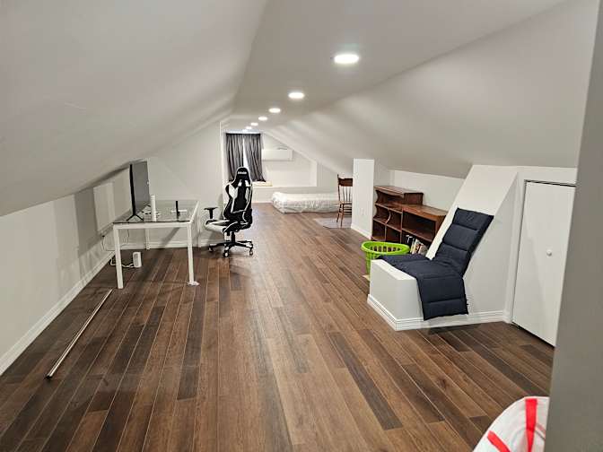 Franco's room