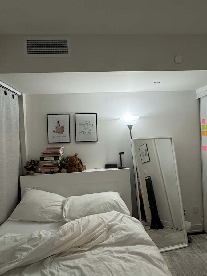 Dara's room