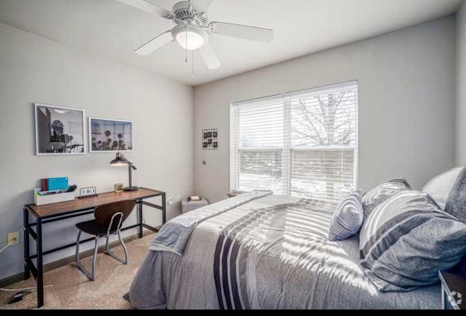 Kayla Overbey's room