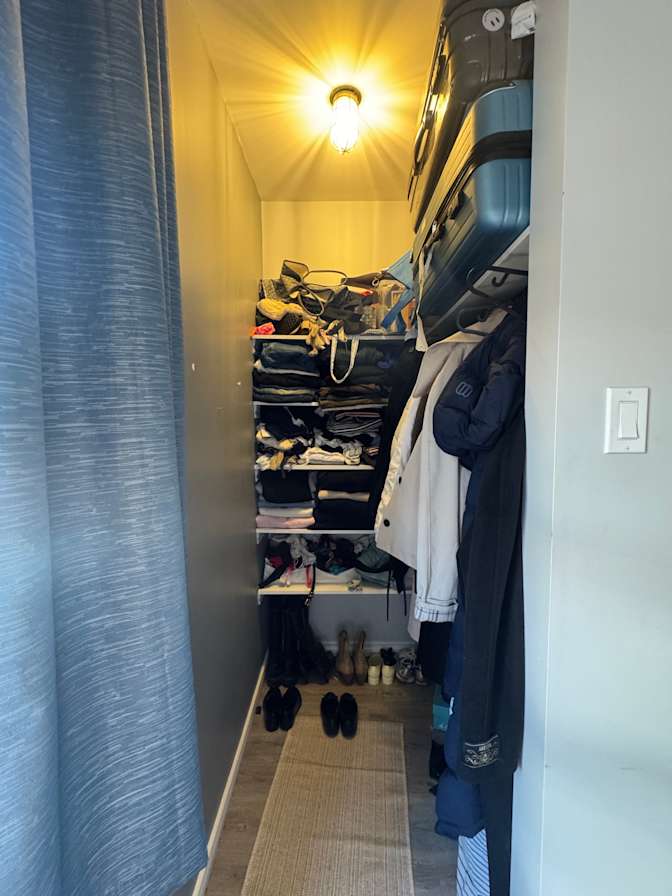 Jade Dalencon's room