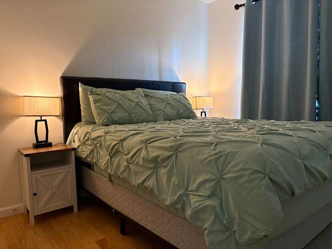 Dennis Glenn's room