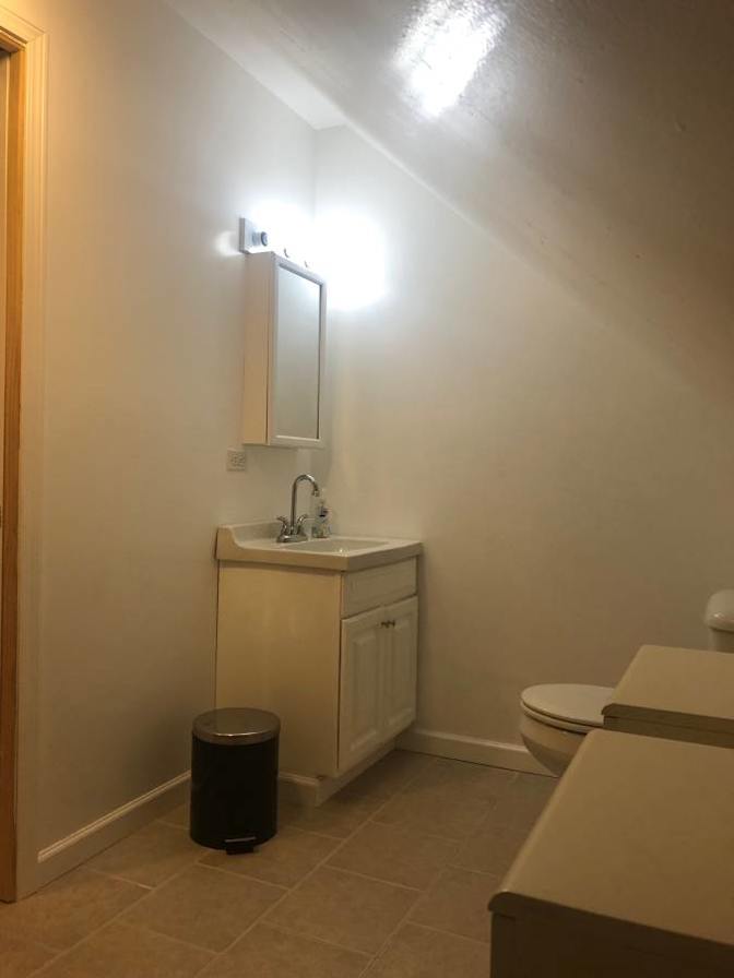 G Hon's room