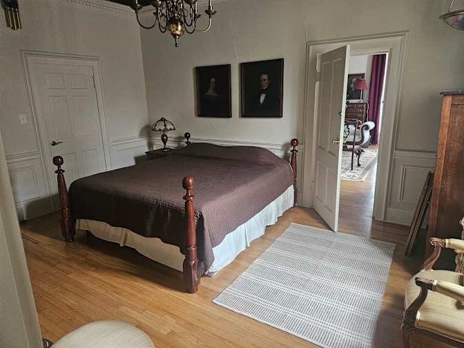 Scott Anderson's room