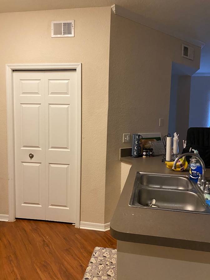 Jen's room