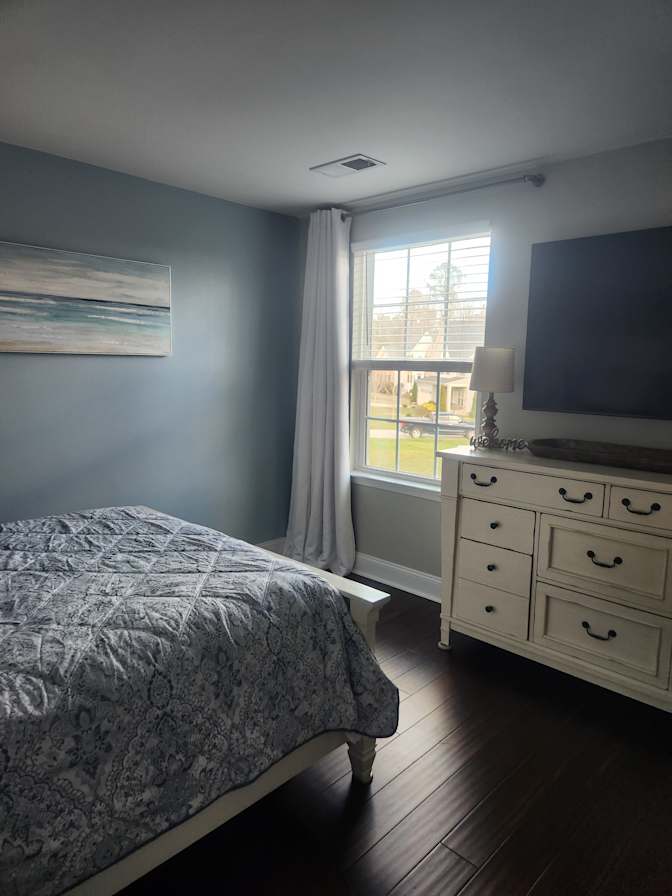 Lisa's room