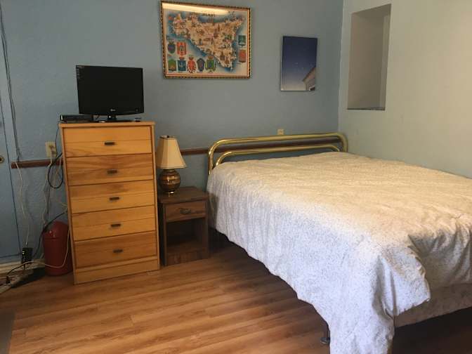 Peter Tudisco's room