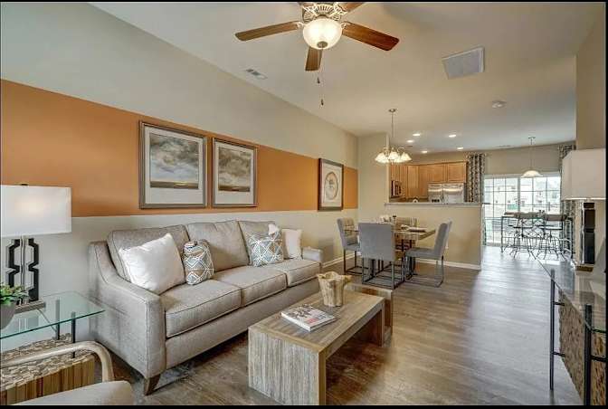 Alcove Rooms's room