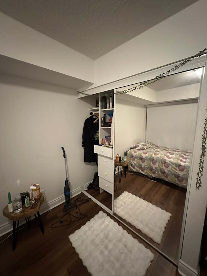 Samiha Ahmed's room