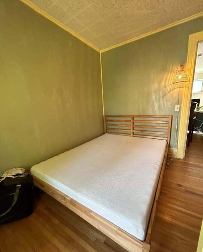 Magda's room